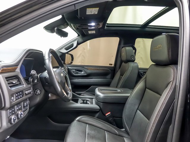 Used 2023 Chevrolet Tahoe High Country w/ Premium Package image 9