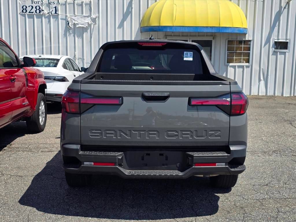 Used 2024 Hyundai Santa Cruz SEL FWD image 12