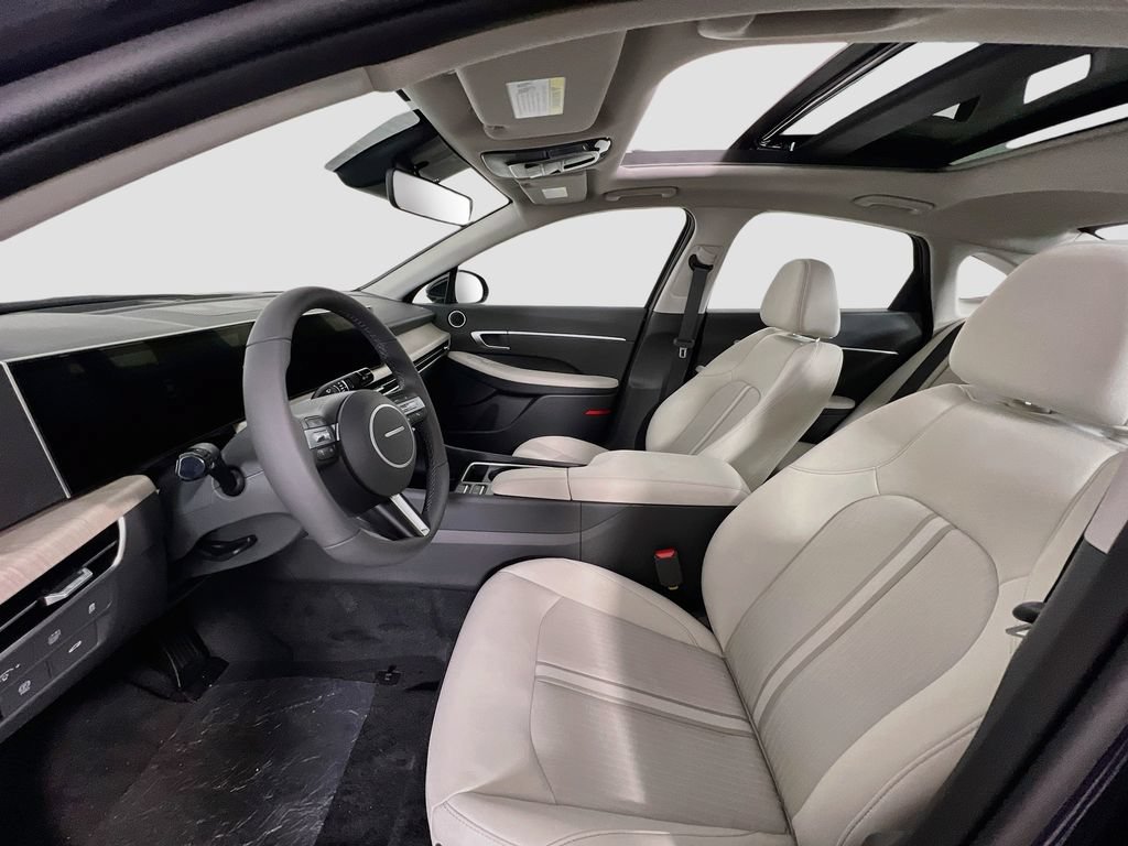 New 2026 Hyundai Sonata SEL FWD image 18