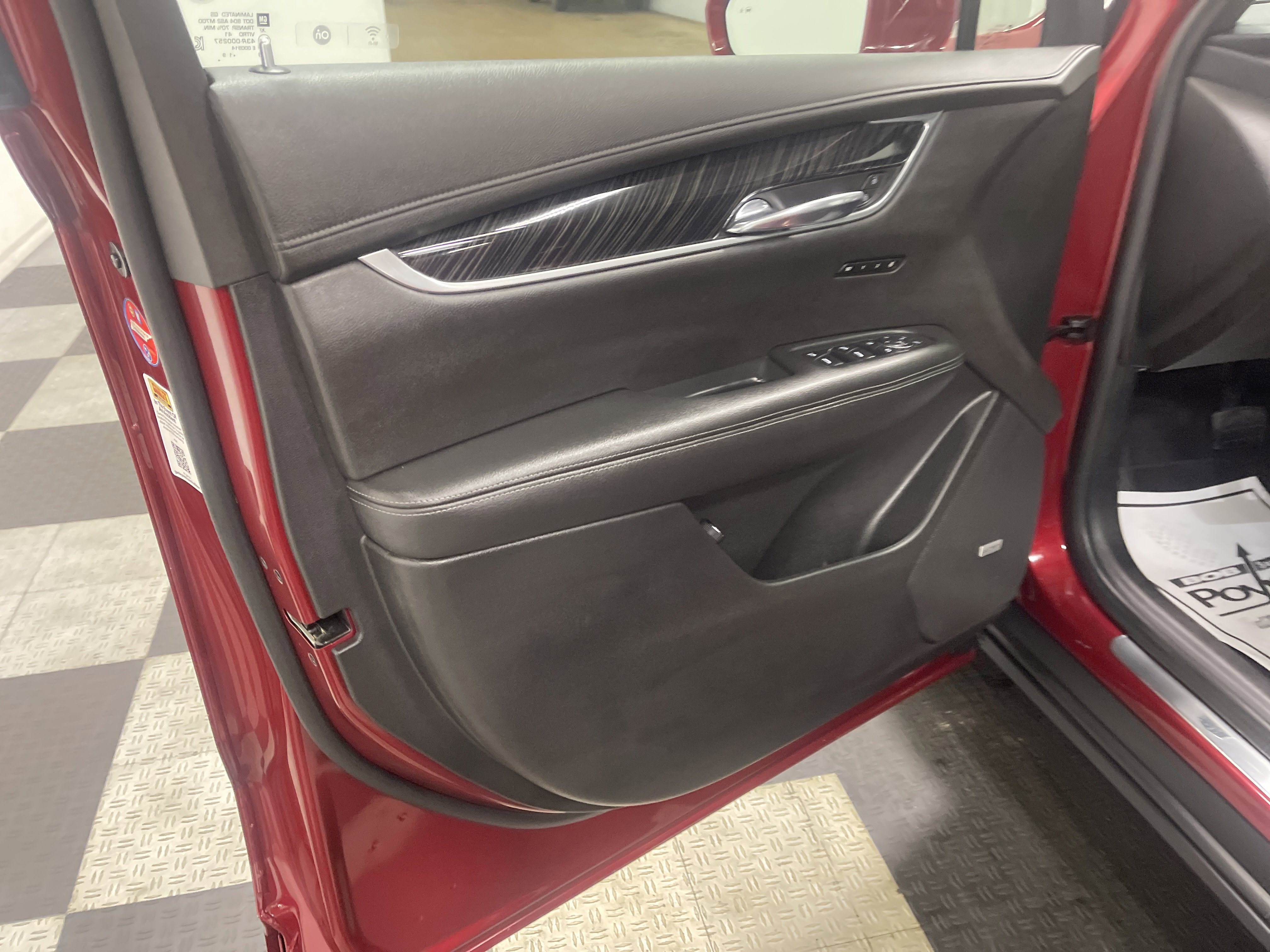 Used 2020 Cadillac XT6 Premium Luxury image 10