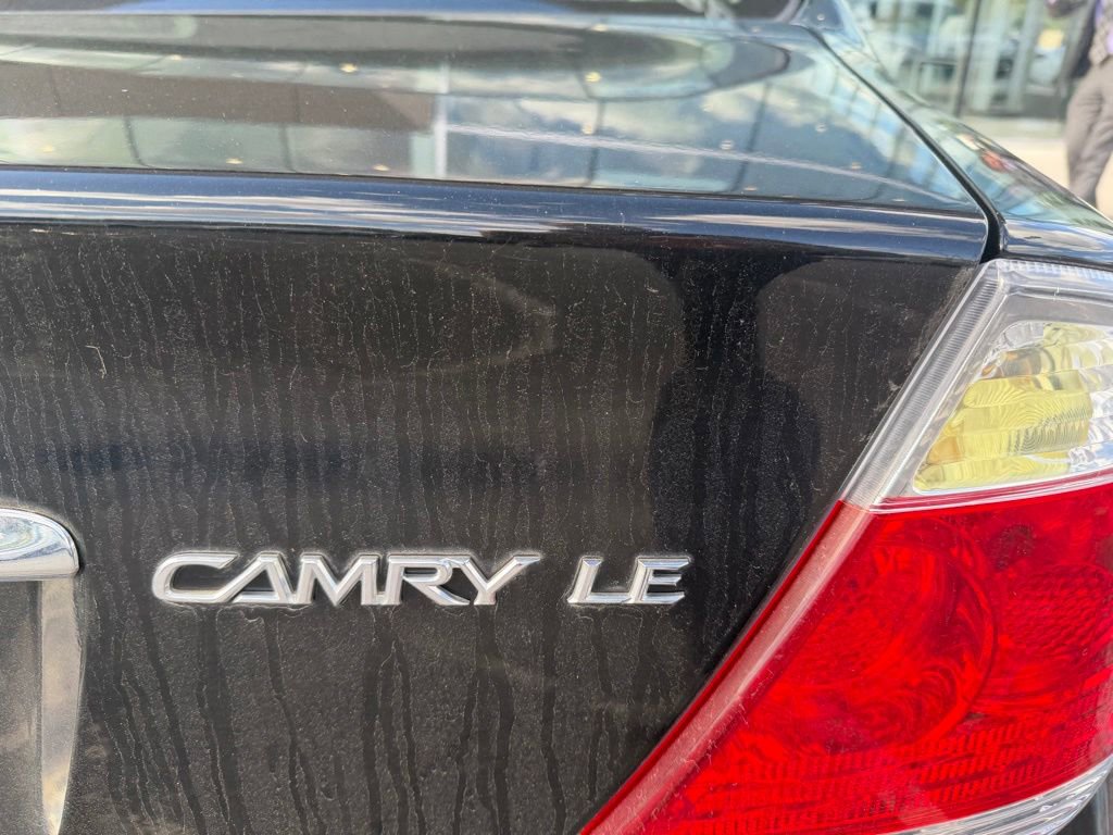 Used 2005 Toyota Camry FWD image 4
