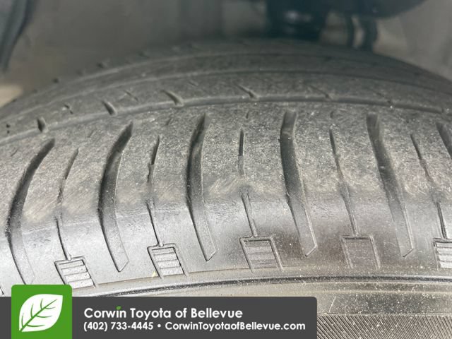 Used 2025 Toyota Corolla LE FWD image 27