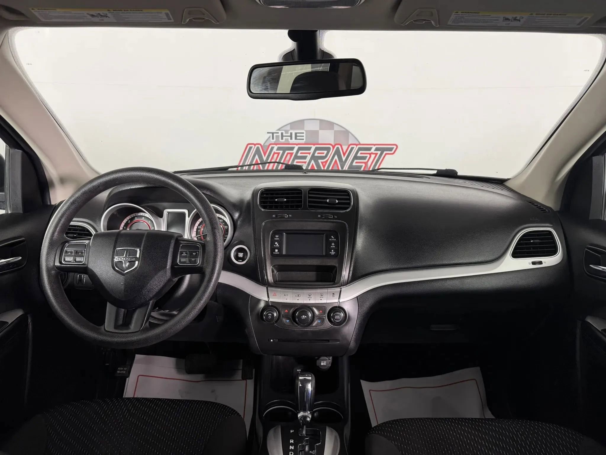 Used 2018 Dodge Journey SXT w/ Blacktop Package image 11