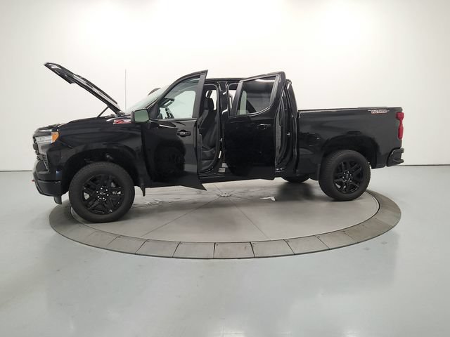 Used 2026 Chevrolet Silverado 1500 LT Trail Boss w/ LT Trail Boss Premium Package AWD/4WD image 13