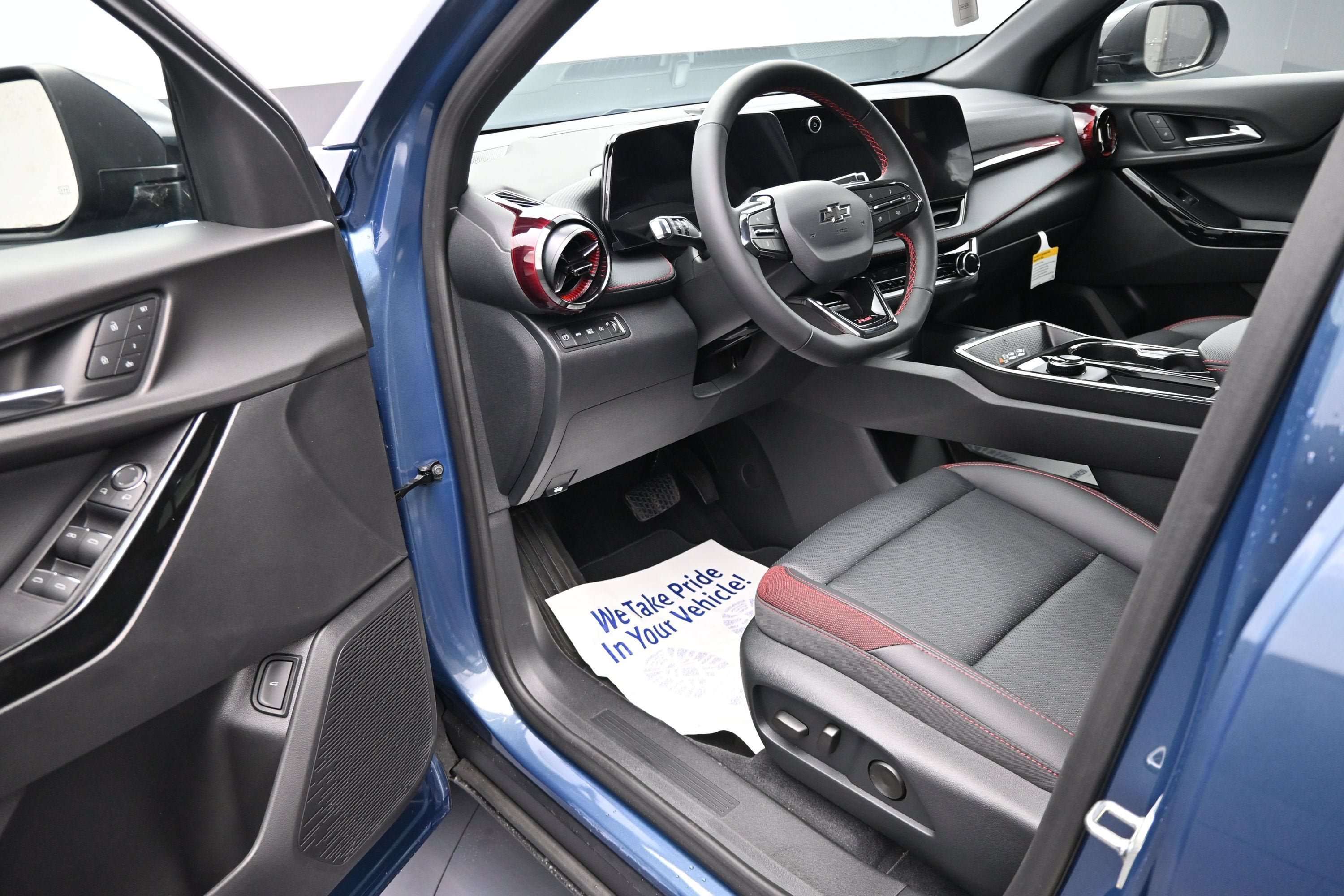 New 2027 Chevrolet Equinox RS w/ Convenience Package III AWD/4WD image 9