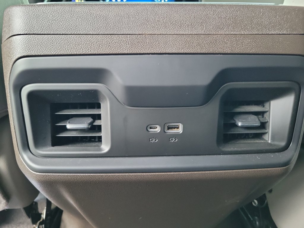 Used 2023 Chevrolet Silverado 1500 RST AWD/4WD image 18