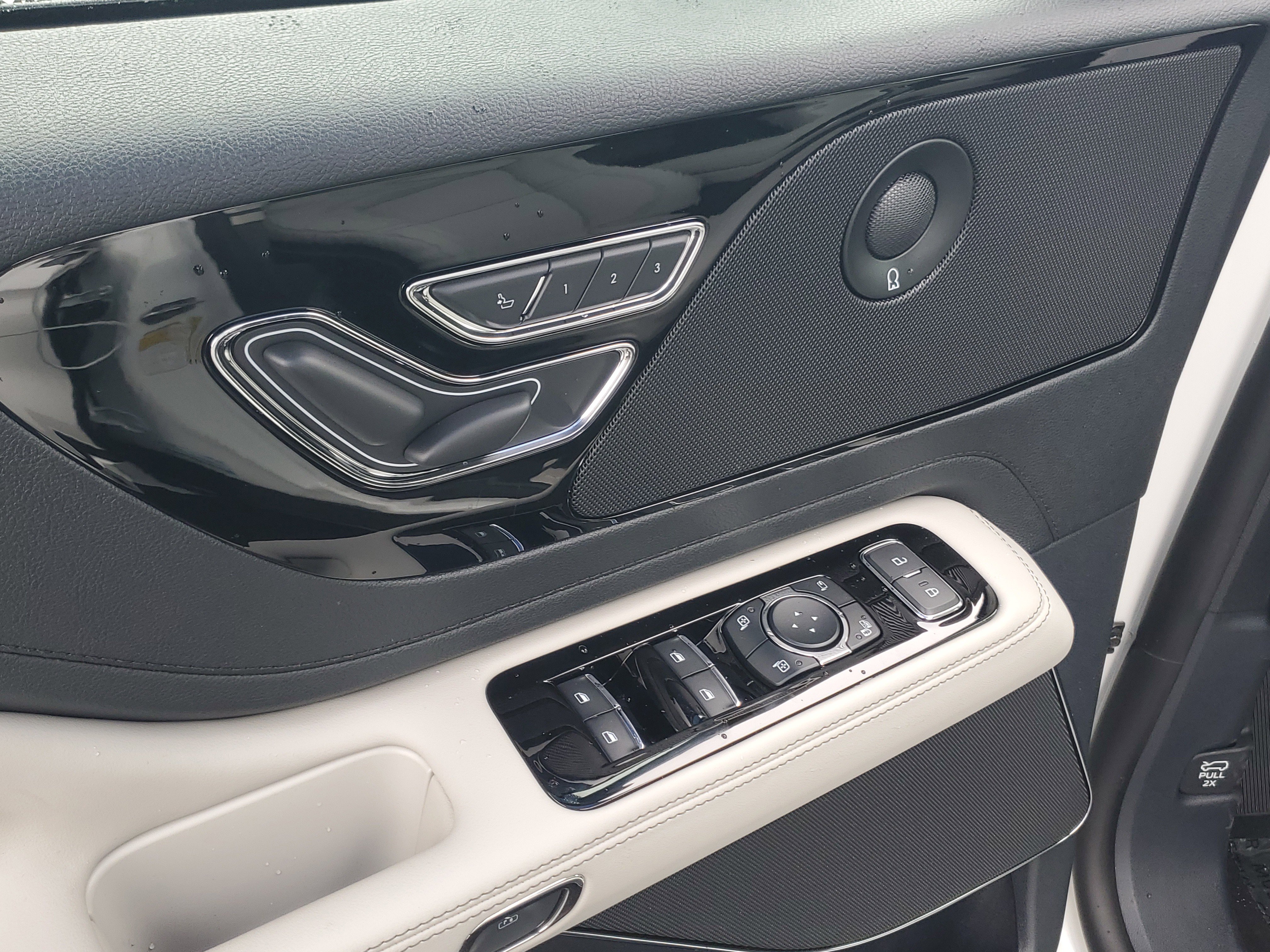 New 2026 Lincoln Aviator Reserve AWD/4WD image 9