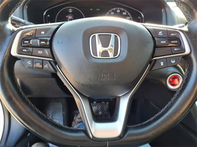 Used 2018 Honda Accord Touring image 15