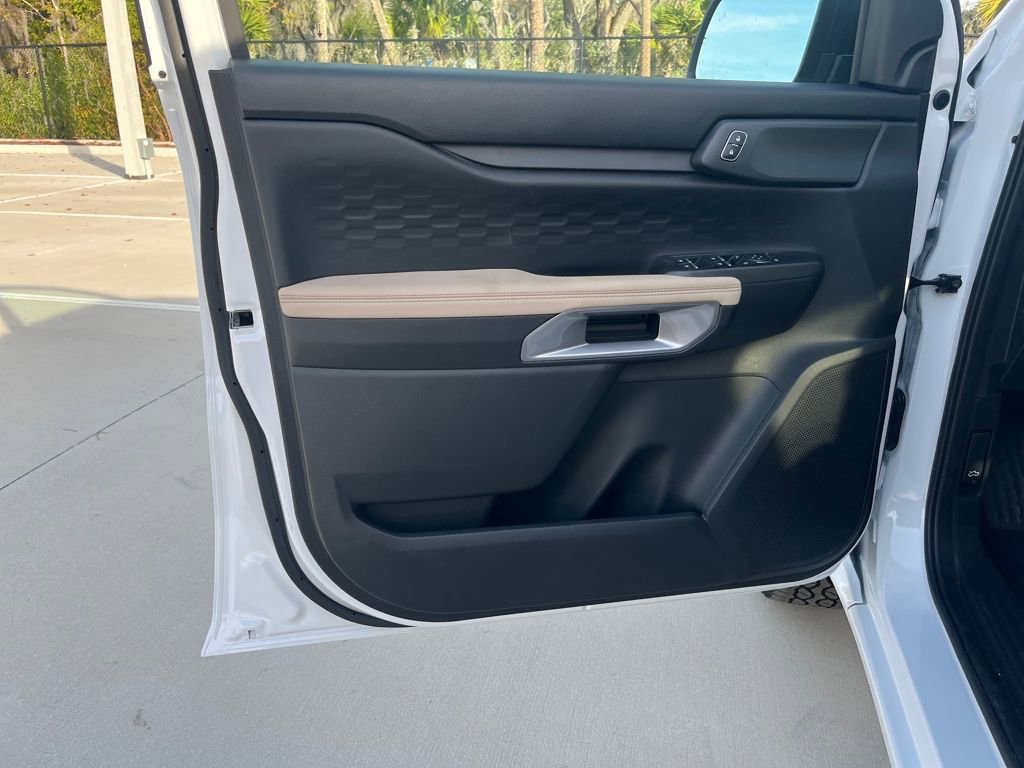 New 2025 Ford Ranger XLT w/ Equipment Group 301A High image 15