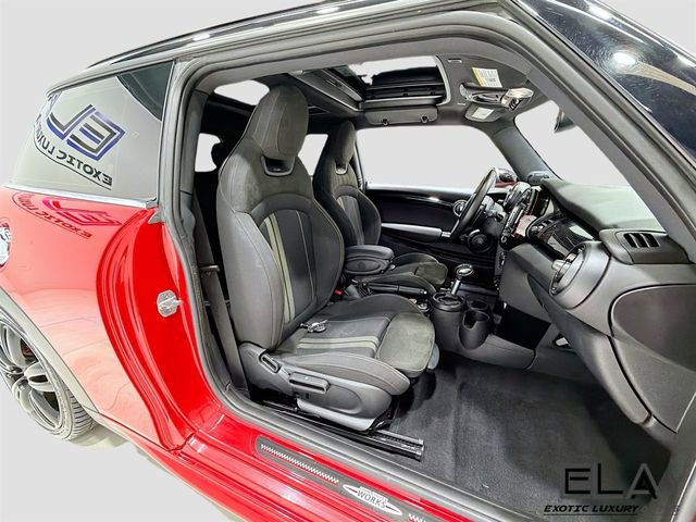 Used 2019 MINI Cooper John Cooper Works w/ Premium Package image 30