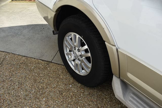 Used 2007 Ford Expedition Eddie Bauer RWD image 16