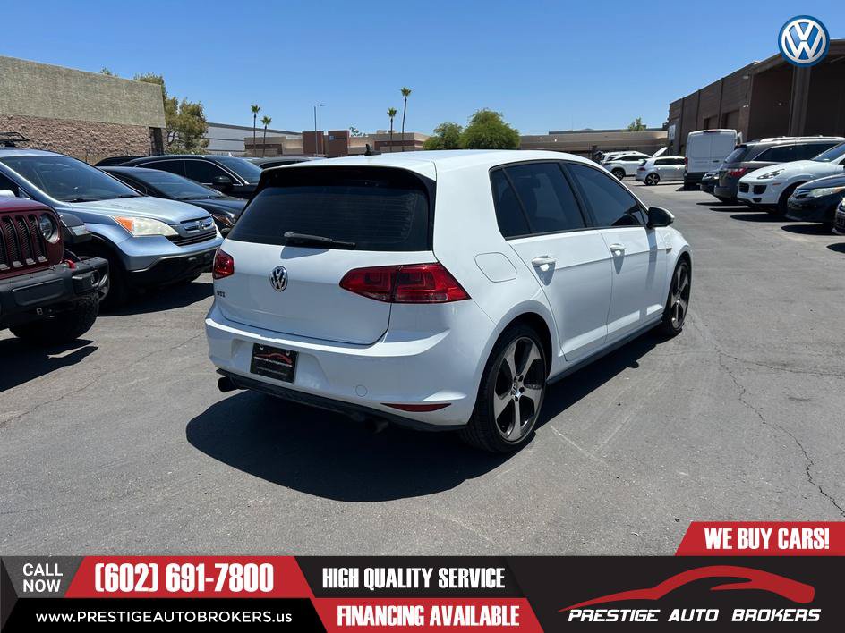 Used 2015 Volkswagen Golf 4-Door FWD image 4