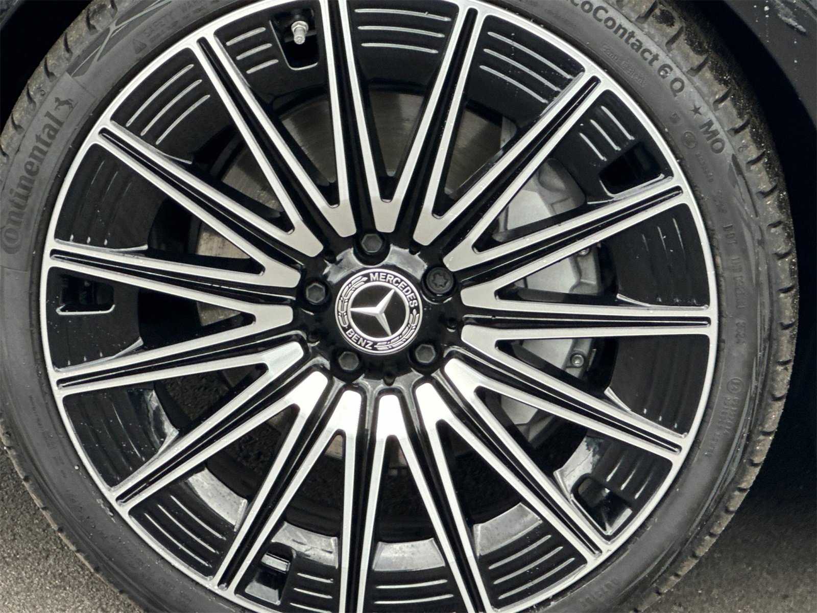 Certified 2025 Mercedes-Benz E 350 4MATIC Sedan image 32