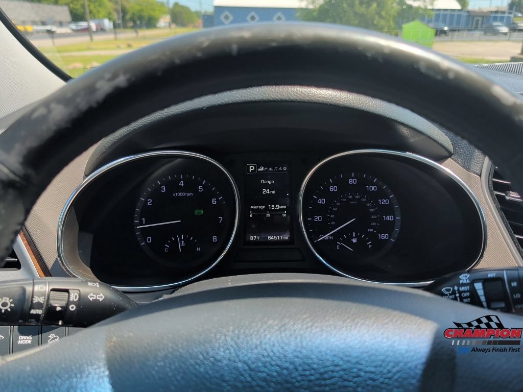 Used 2017 Hyundai Santa Fe AWD w/ SE Ultimate Tech Package 03 image 55