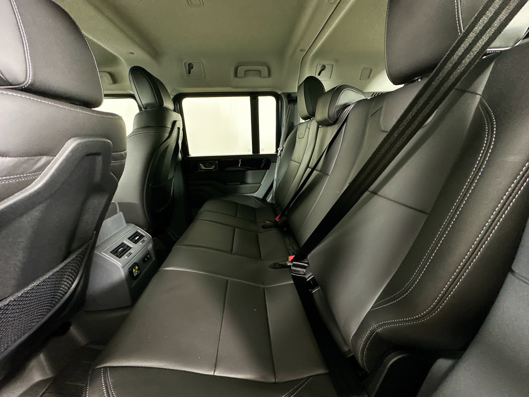 New 2026 INEOS Grenadier Station Wagon AWD/4WD image 37