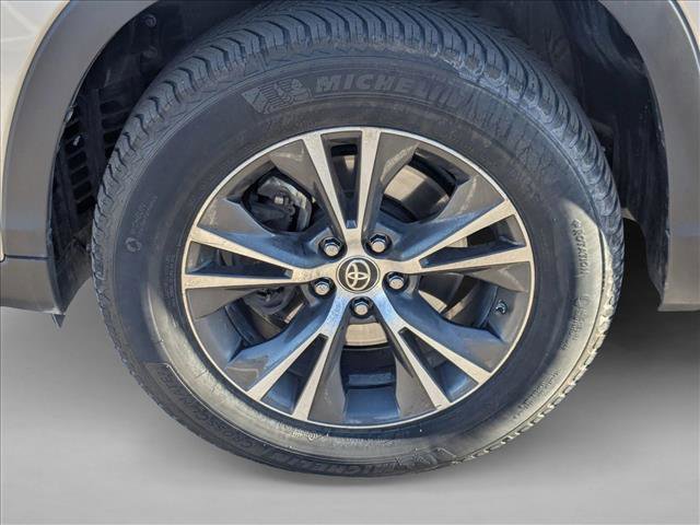 Used 2019 Toyota Highlander Plus image 24