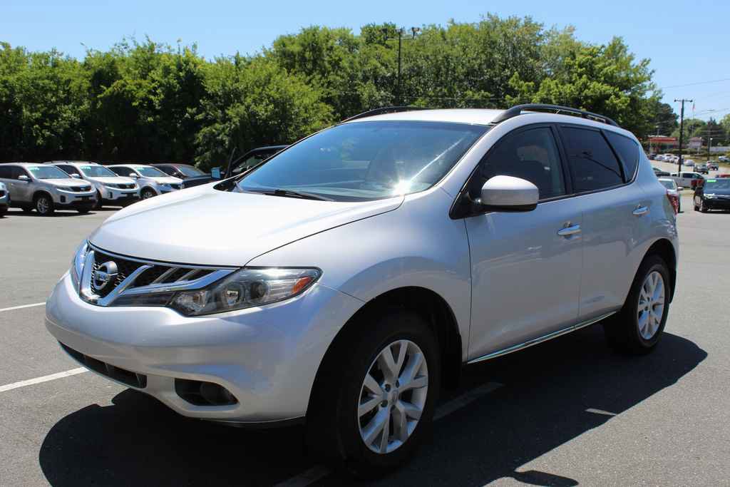 Used 2014 Nissan Murano SV AWD/4WD image 1