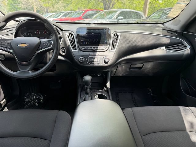 Used 2024 Chevrolet Malibu LS FWD image 12