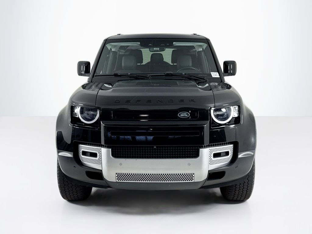 Used 2023 Land Rover Defender 90 S image 8