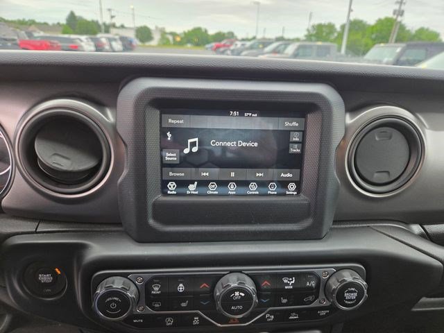 Certified 2021 Jeep Gladiator Sport AWD/4WD image 6