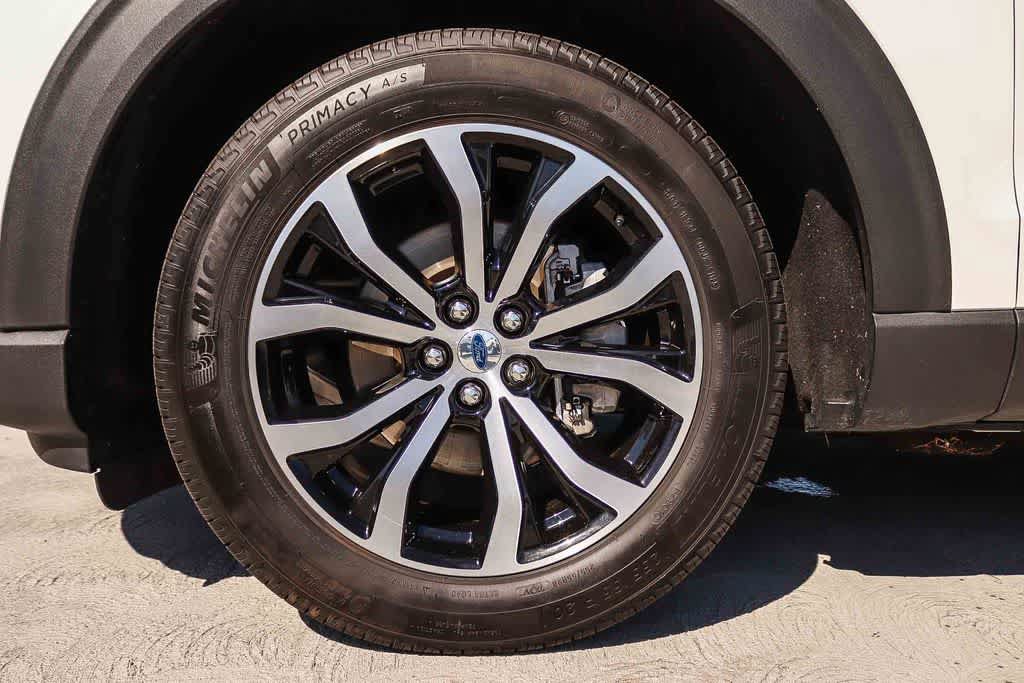 Certified 2025 Ford Explorer ST-Line RWD image 11