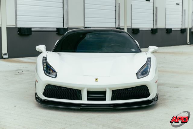 Used 2018 Ferrari 488 GTB RWD image 15