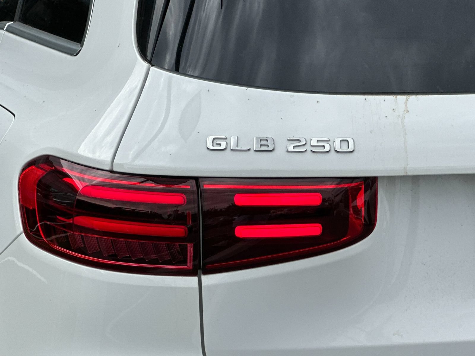 New 2026 Mercedes-Benz GLB 250 4MATIC image 34