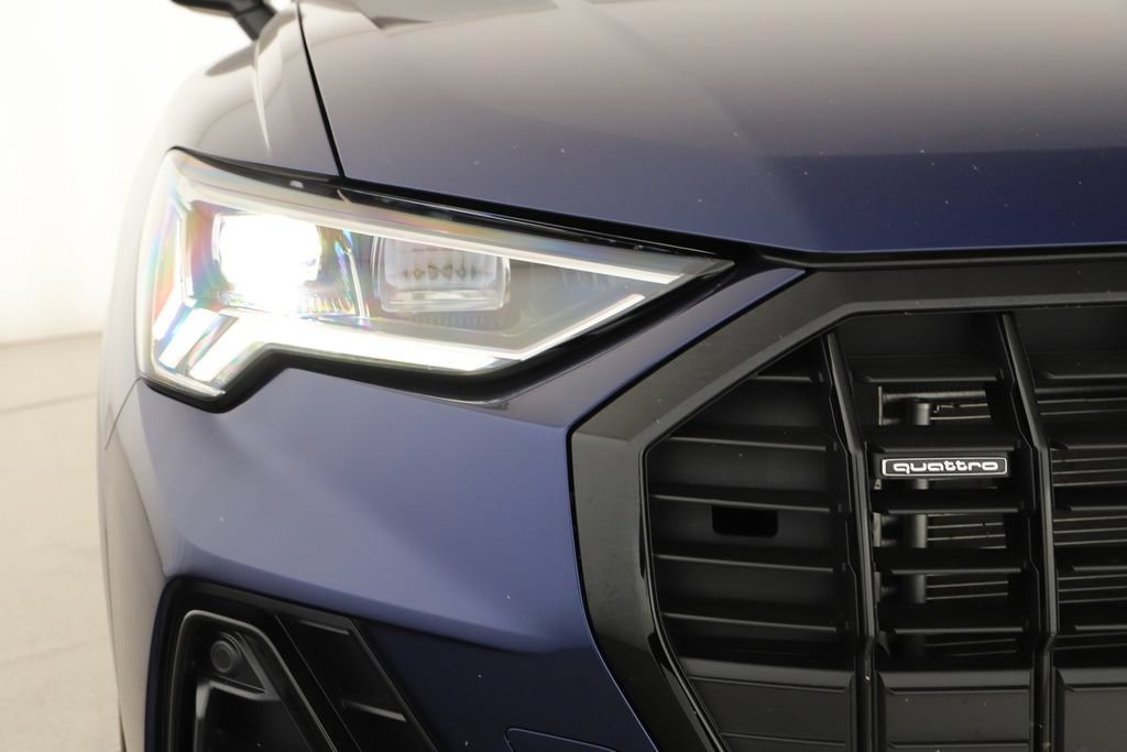 Certified 2025 Audi Q3 2.0T Premium Plus w/ Premium Plus Package AWD/4WD image 40