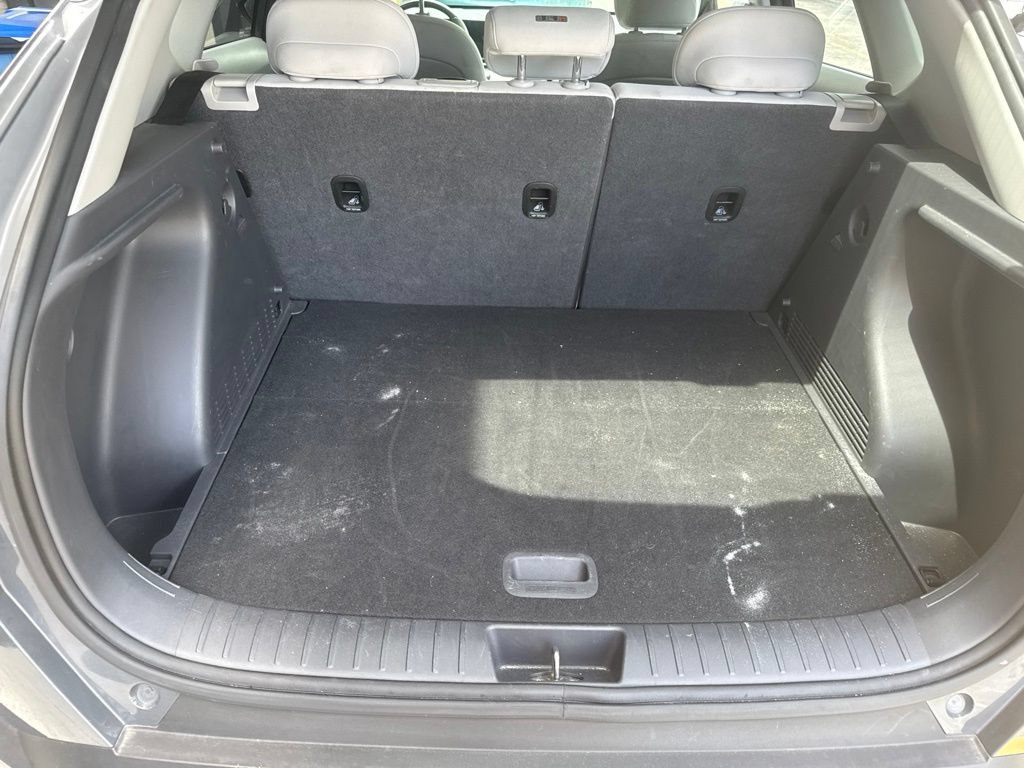 Used 2025 Hyundai Kona SEL FWD image 21