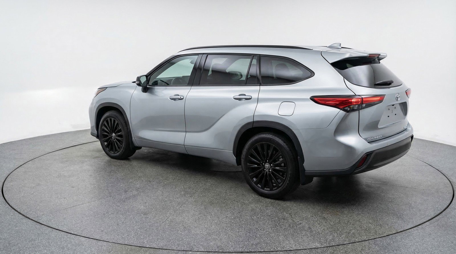 Used 2025 Toyota Highlander XSE AWD/4WD image 6