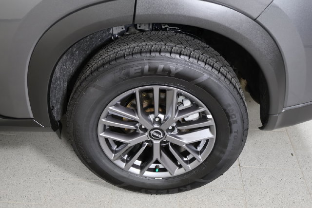 Used 2024 Nissan Rogue S AWD/4WD image 12