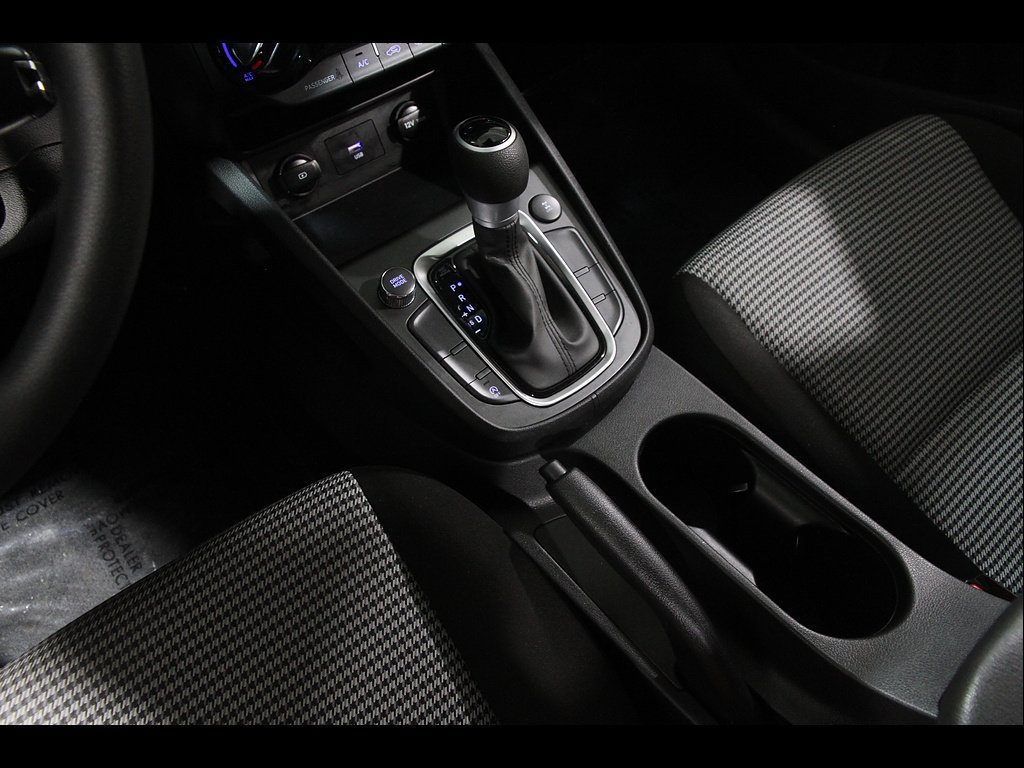 Certified 2023 Hyundai Kona SE AWD/4WD image 14