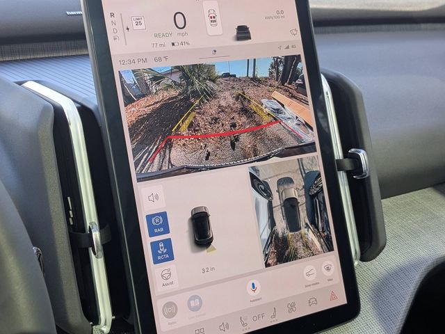 New 2026 Volvo EX30 Cross Country Ultra w/ Protection Package Premier image 27