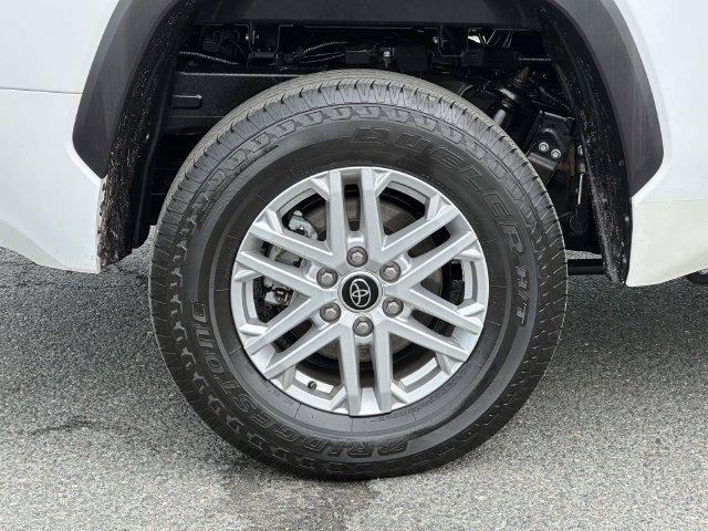 Used 2023 Toyota Tundra SR5 AWD/4WD image 10