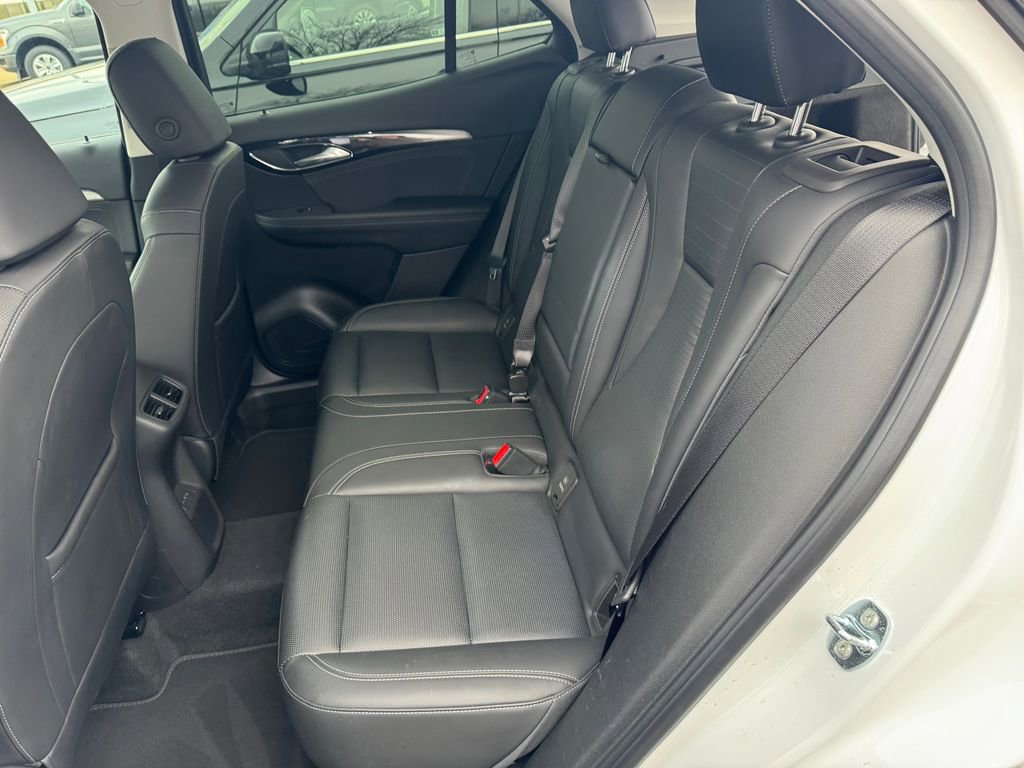 Used 2024 Buick Envision Preferred image 30