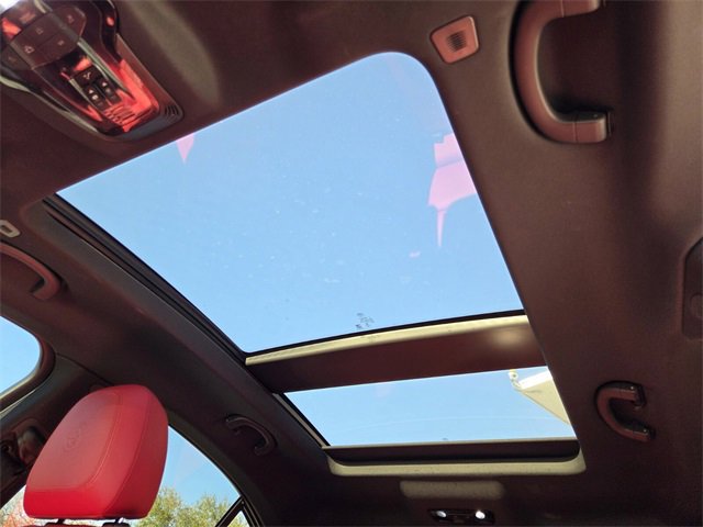 Used 2021 Alfa Romeo Stelvio Ti Sport image 21