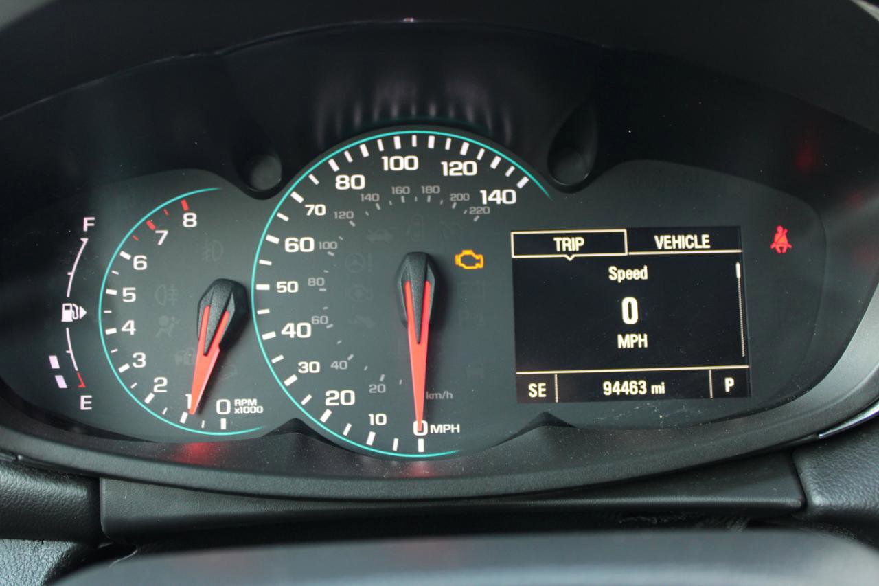 Used 2021 Chevrolet Trax LT w/ LT Convenience Package image 19