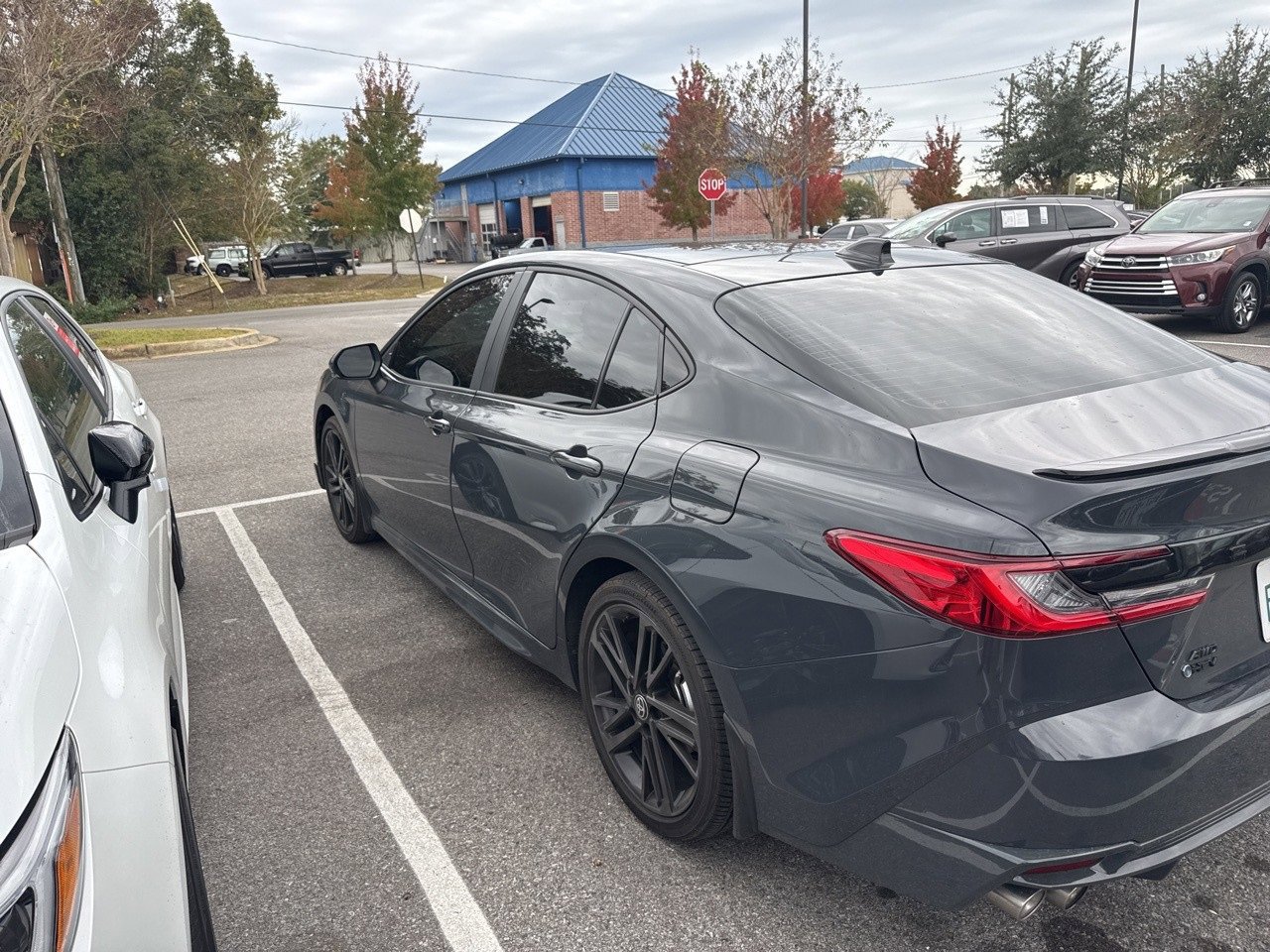 Used 2025 Toyota Camry XSE image 4