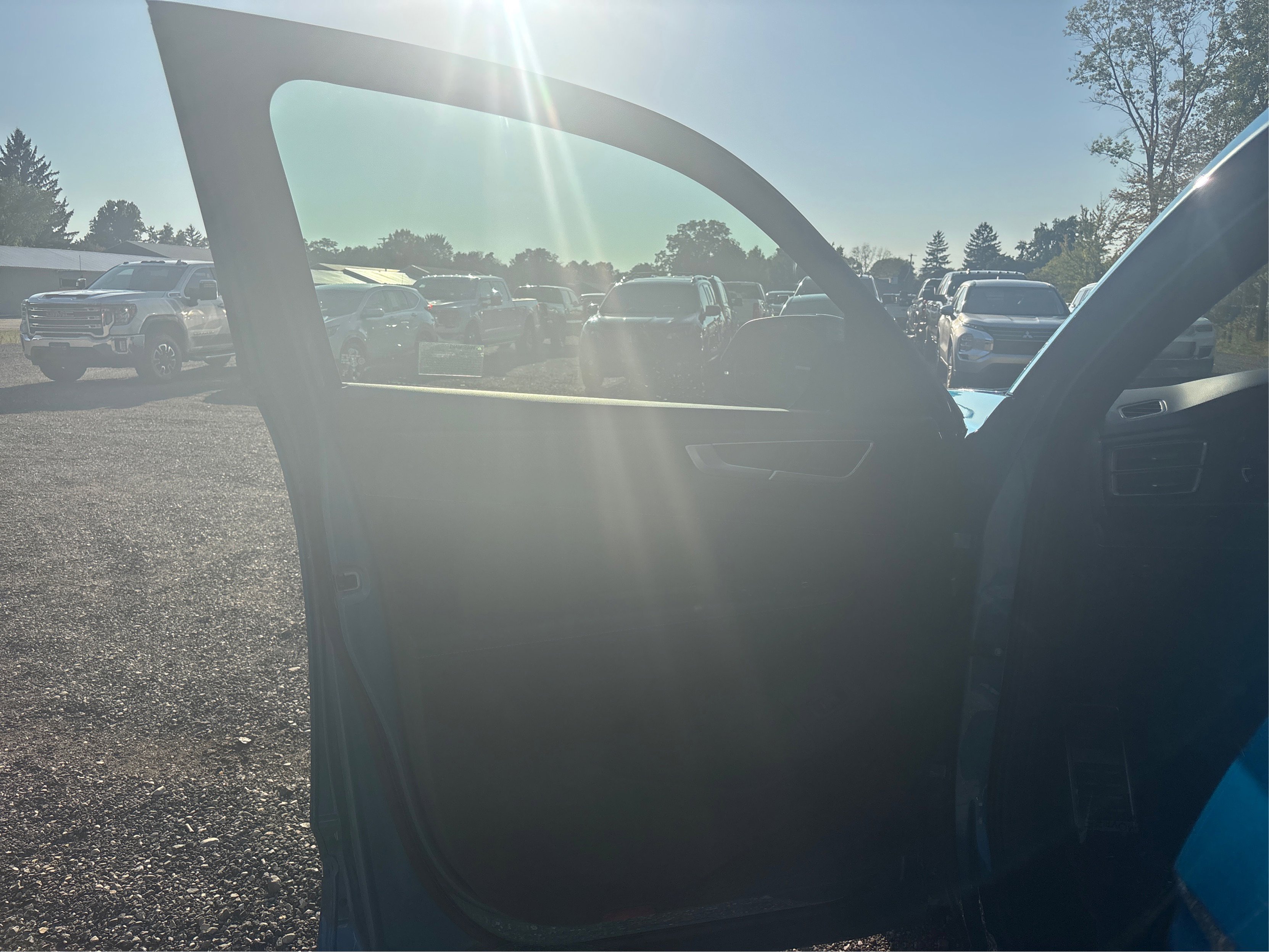 Used 2025 Volkswagen Atlas Cross Sport SEL Premium R-Line image 23