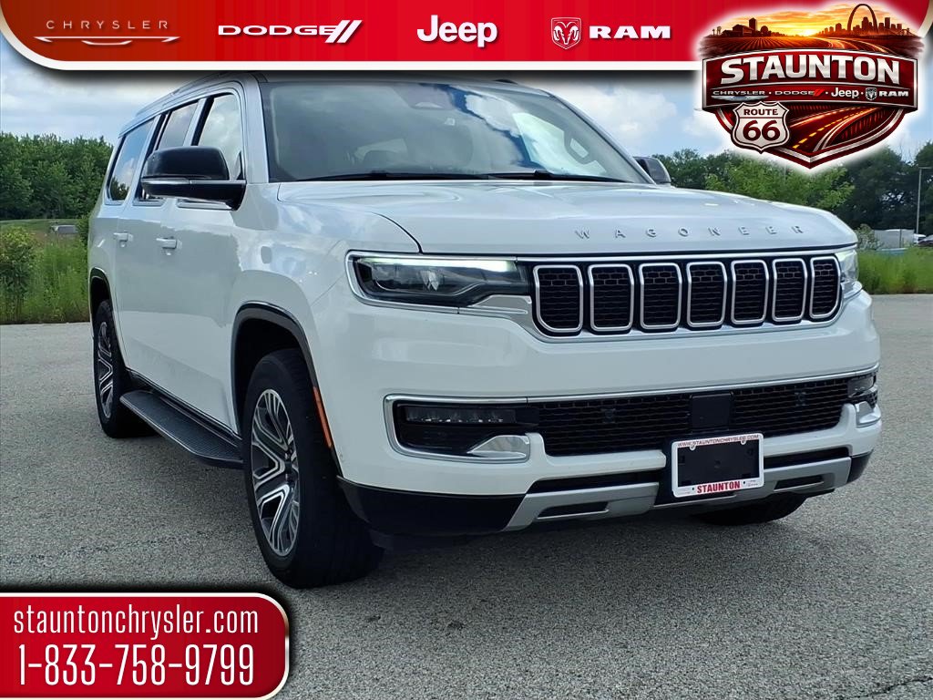 Used 2024 Jeep Wagoneer L Series II w/ Flexible Seating Group AWD/4WD image 1