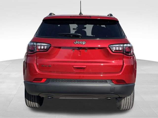 New 2026 Jeep Compass Latitude image 6