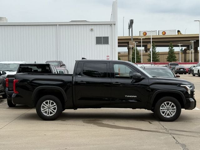 Used 2025 Toyota Tundra SR5 AWD/4WD image 3