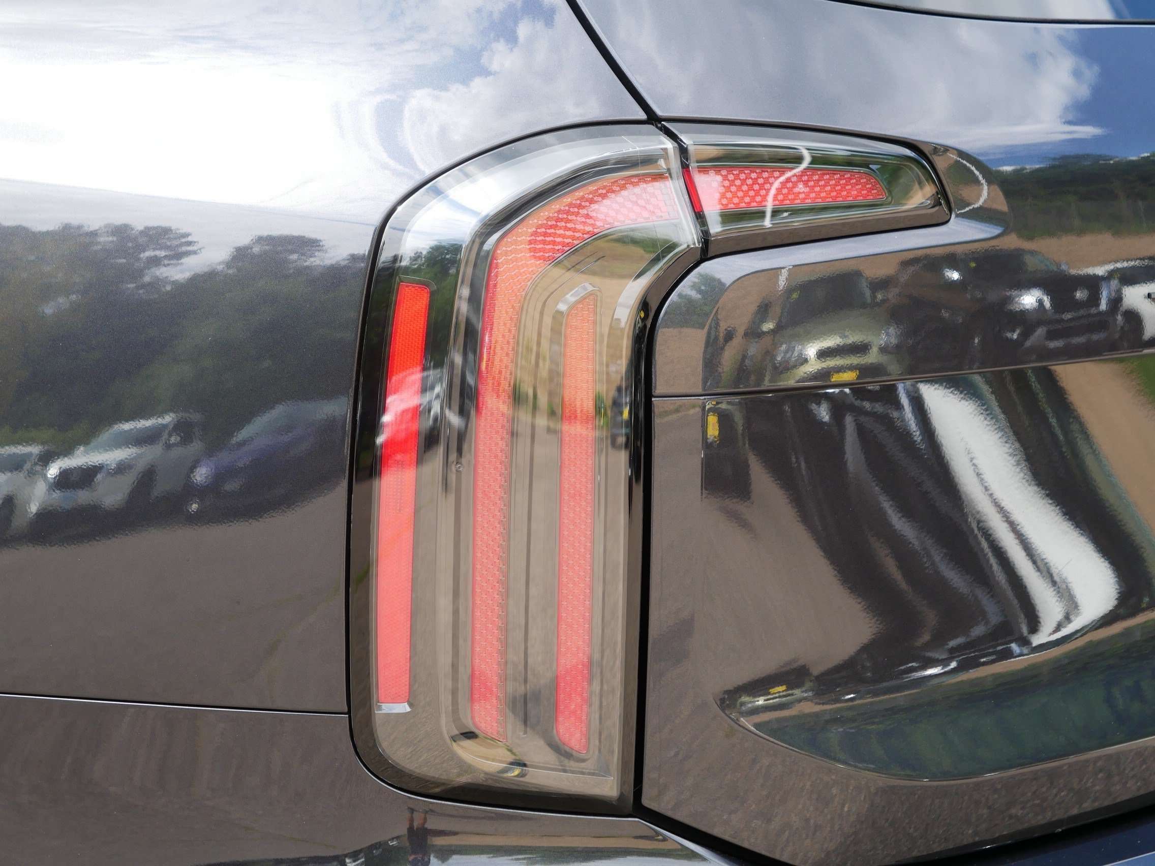 Certified 2025 Kia Telluride SX Prestige X-Line AWD/4WD image 17