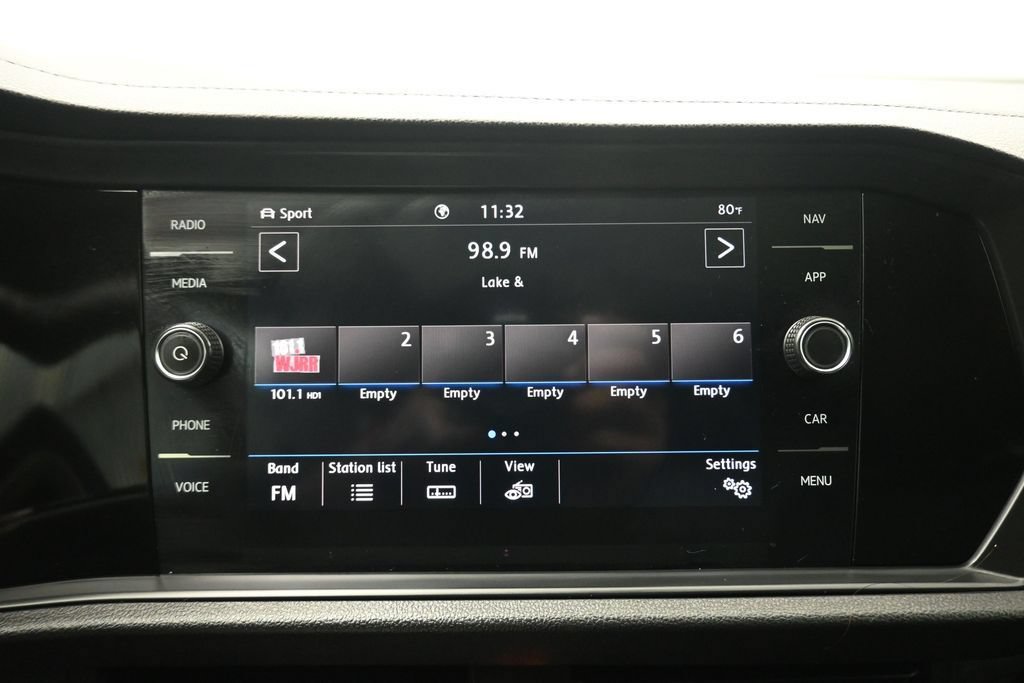 Used 2020 Volkswagen Jetta SEL Premium FWD image 17