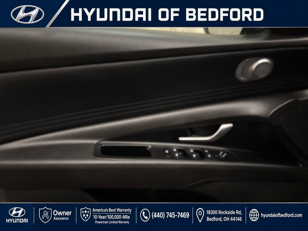 Used 2024 Hyundai Elantra SEL FWD image 13