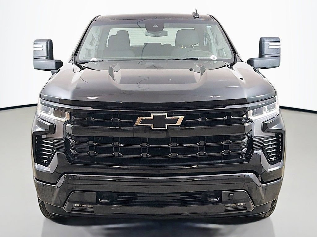 Used 2024 Chevrolet Silverado 1500 RST w/ Z71 Off-Road Package AWD/4WD image 11