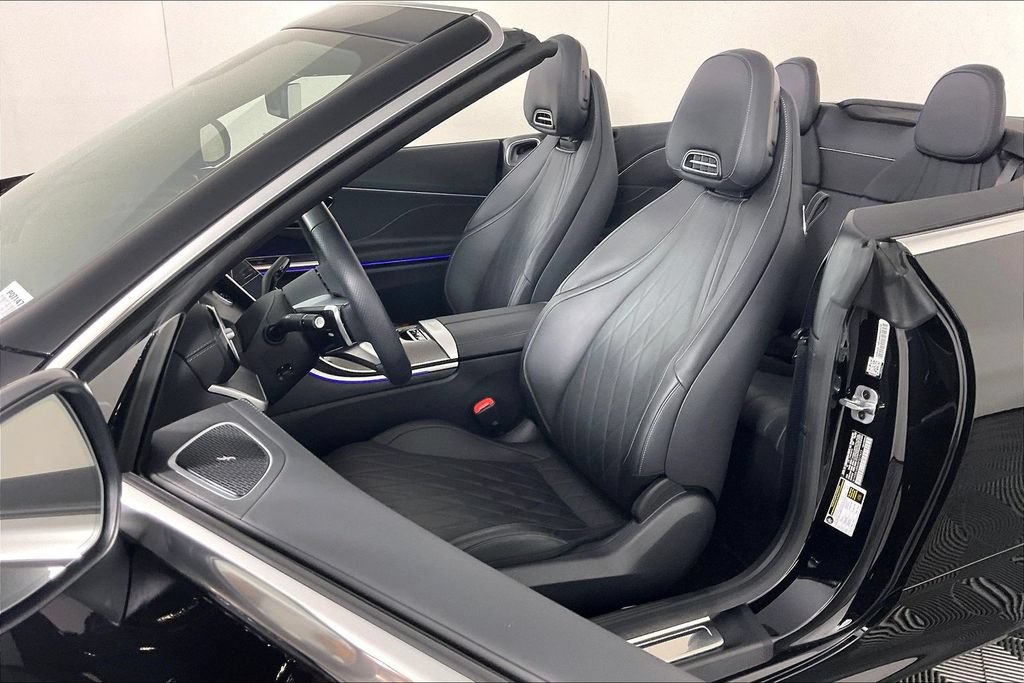 Certified 2024 Mercedes-Benz CLE 450 4MATIC Cabriolet image 17