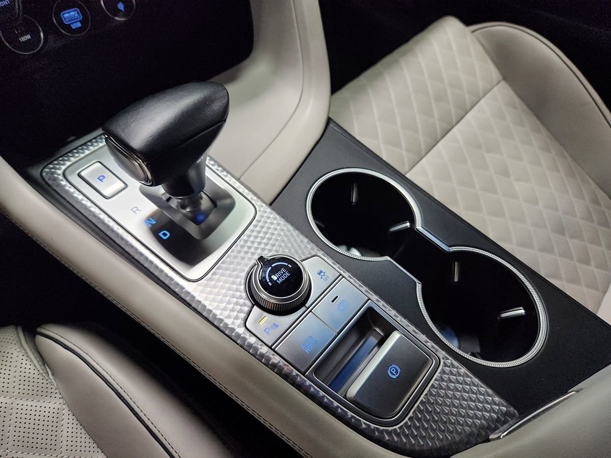 Used 2022 Genesis G70 3.3T RWD image 39