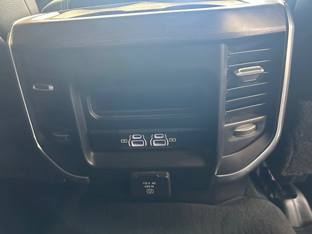 Used 2025 RAM 3500 Laramie w/ Sport Appearance Package AWD/4WD image 36