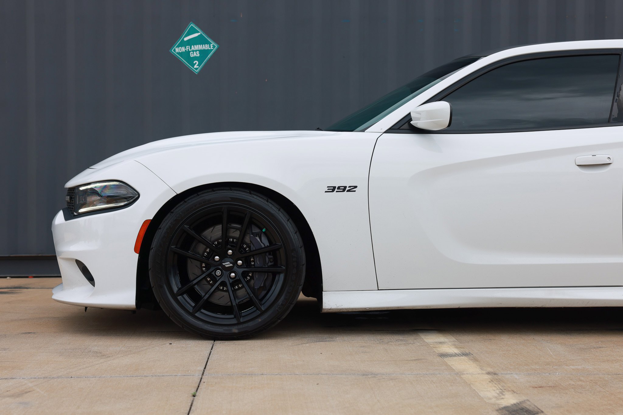Used 2018 Dodge Charger R/T RWD image 29